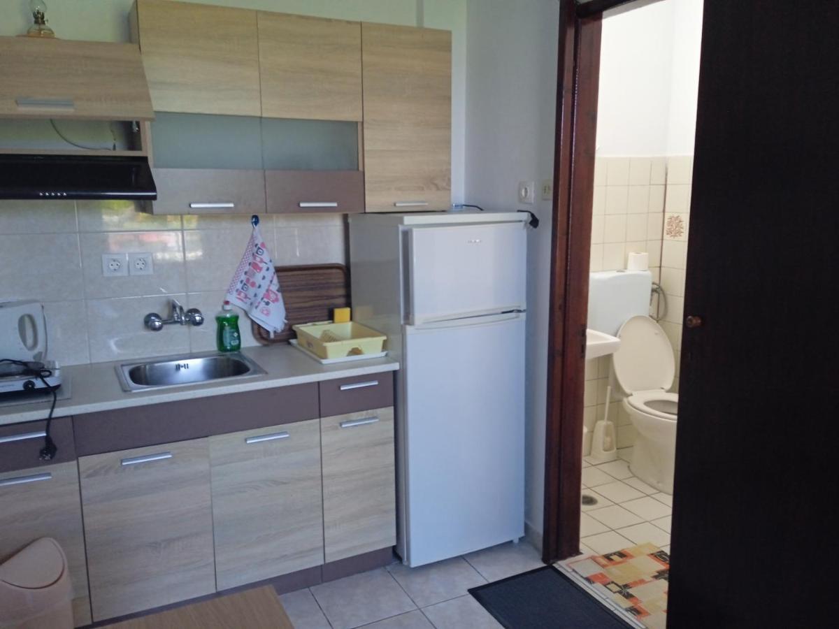 Filoxenia Apartment Skopelos Town Exterior photo
