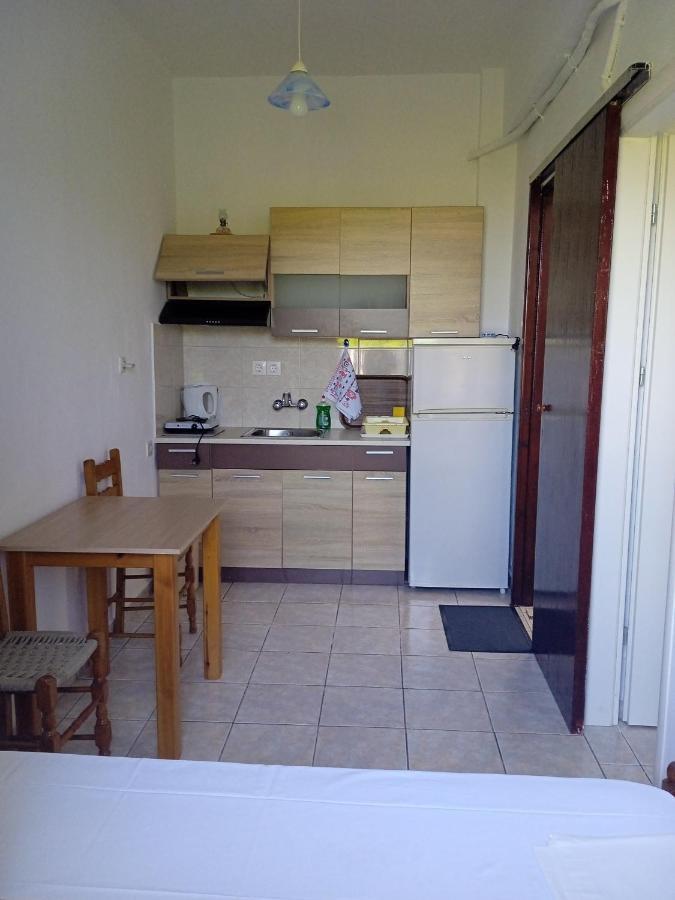 Filoxenia Apartment Skopelos Town Exterior photo