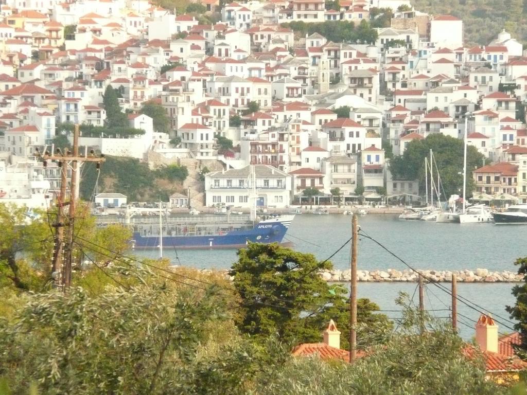 Filoxenia Apartment Skopelos Town Exterior photo