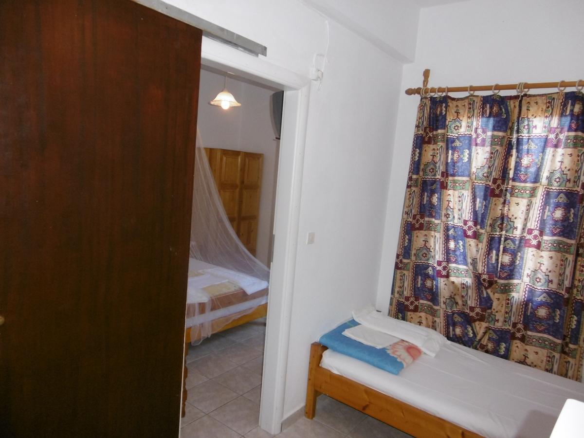 Filoxenia Apartment Skopelos Town Exterior photo
