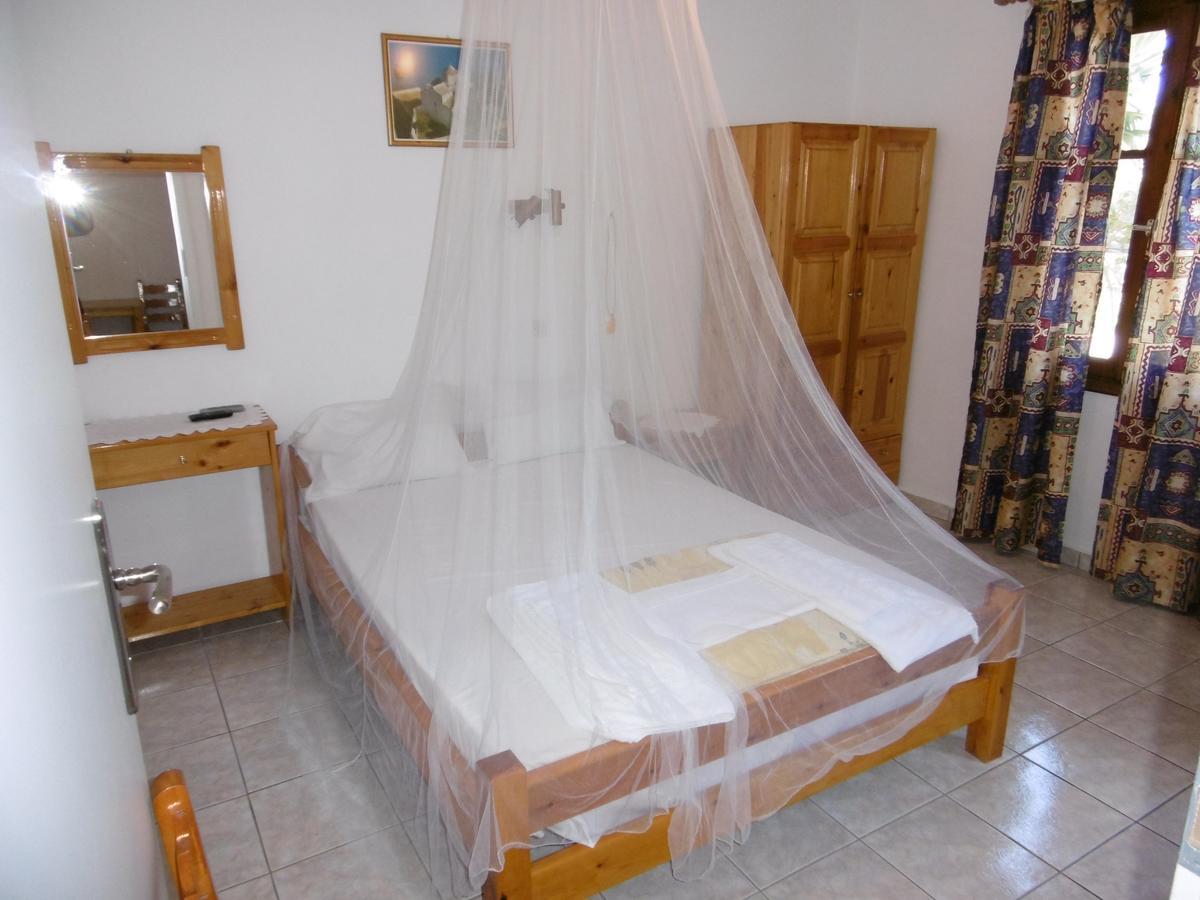 Filoxenia Apartment Skopelos Town Exterior photo